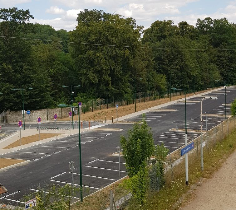 Création du parking de la gare de Chaumont en Vexin pour la communauté de commune du Vexin en Thelle