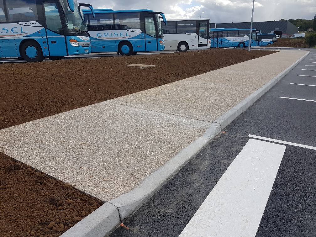 20170915_160316_resized AXE TP - Extension D'un Parking De Cars Pour Grisel (Groupe Lacroix) - travaux publics