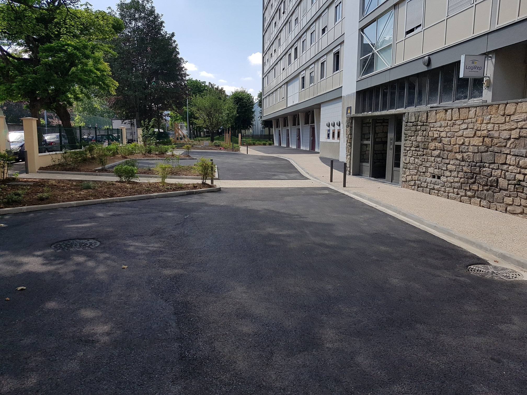 AXE TP - Résidentialisation à Nanterre pour Logirep - travaux publics