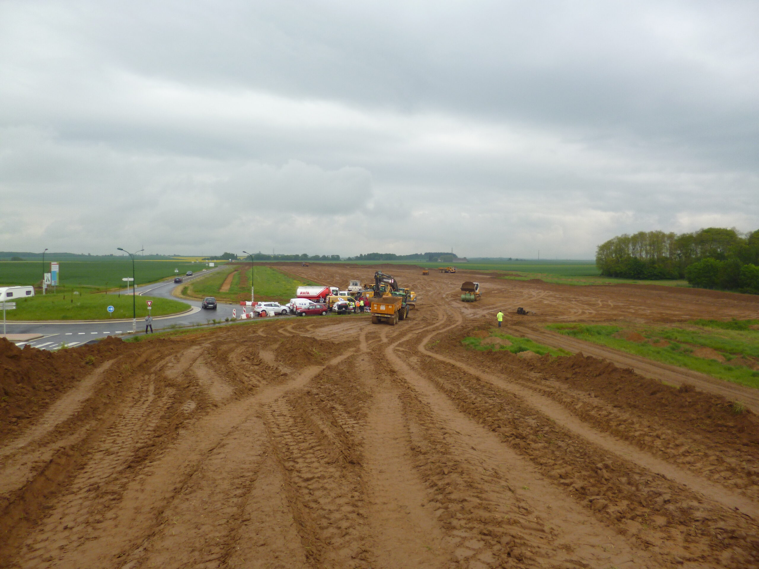 P1000915 AXE TP - Réalisation D'une Plaine Des Sports Achaumont En Chaumont En Vexin Pour La Communauté De Commune Du Vexin Thelle - travaux publics