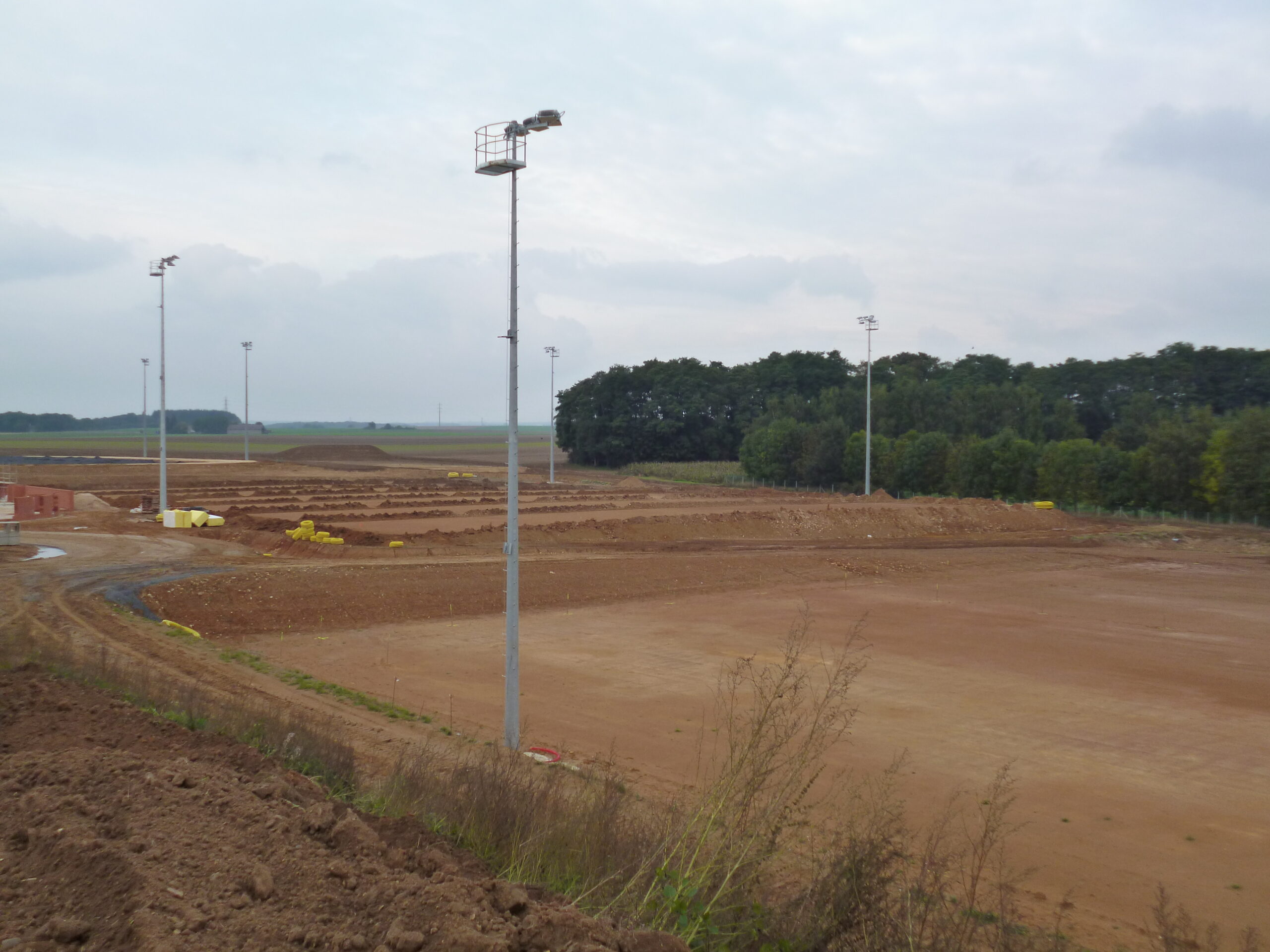 P1010408 AXE TP - Réalisation D'une Plaine Des Sports Achaumont En Chaumont En Vexin Pour La Communauté De Commune Du Vexin Thelle - travaux publics